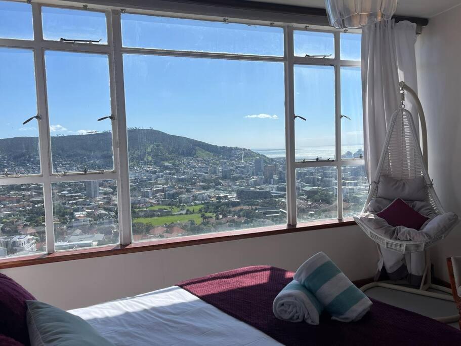 Vibes & A Swing In The Sky Apartment